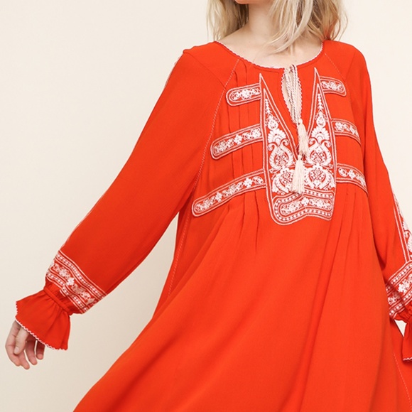 NWT, Umgee Embroidered Keyhole Dress with Tassel - Picture 2 of 8